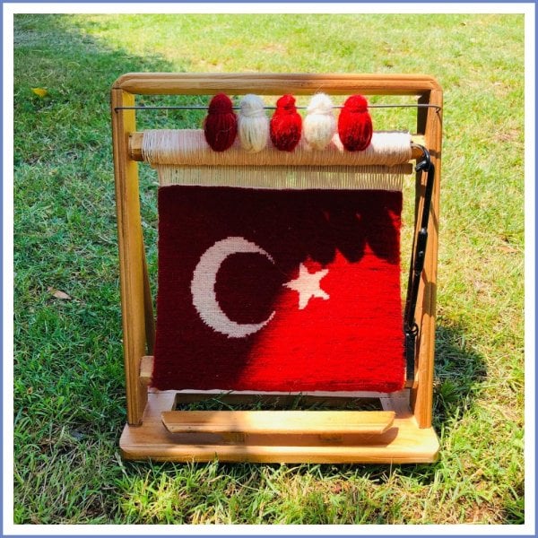 El Dokuma Minyatür Halı görseli.